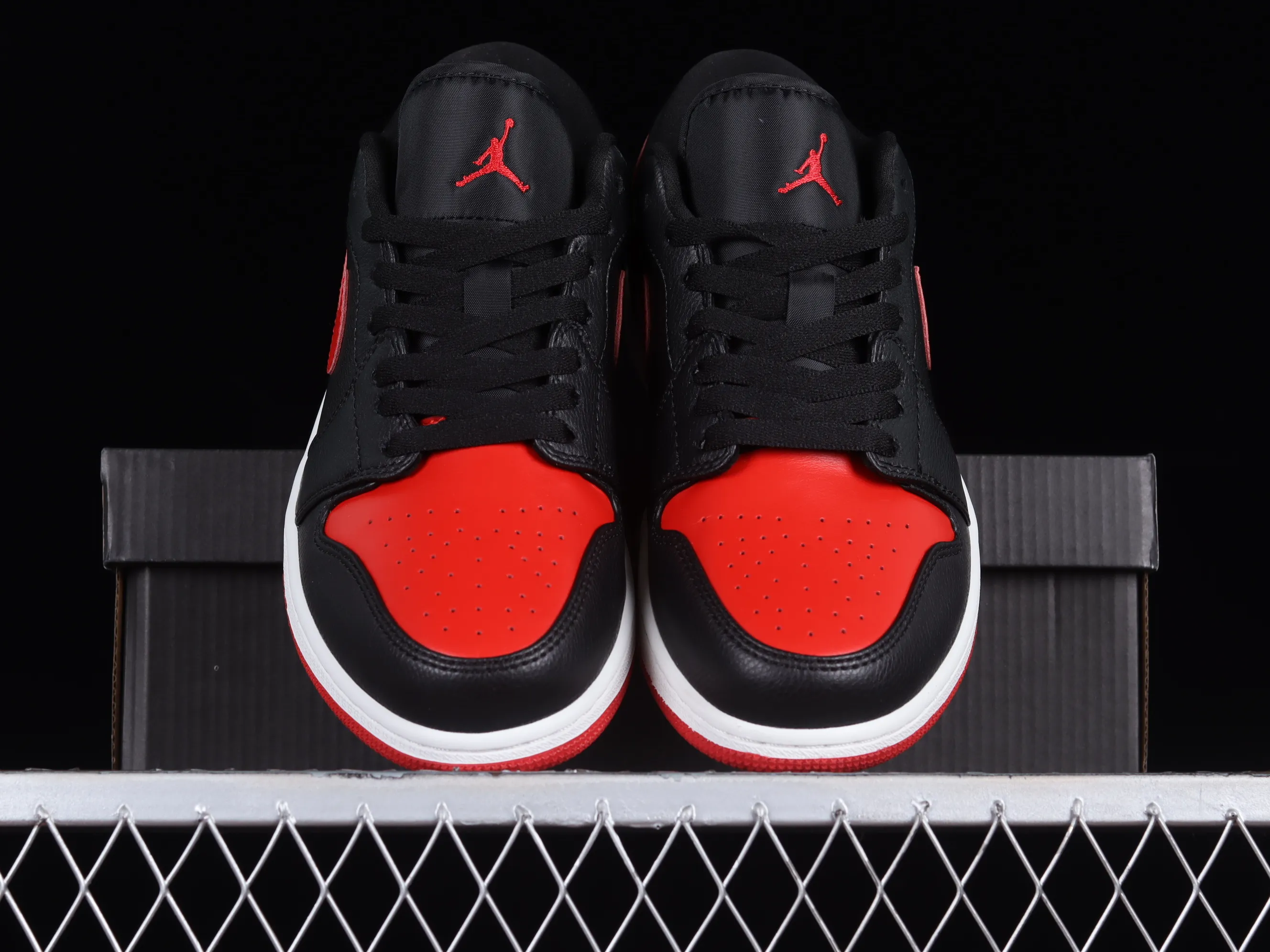 All categories Air Jordan Jordan series basketball shoes Air Jordan 1 Low Z version Air Jordan 1 Low "Black And Red" AJ1 Joe 1 black and red low-top basketball shoes DC0774-061